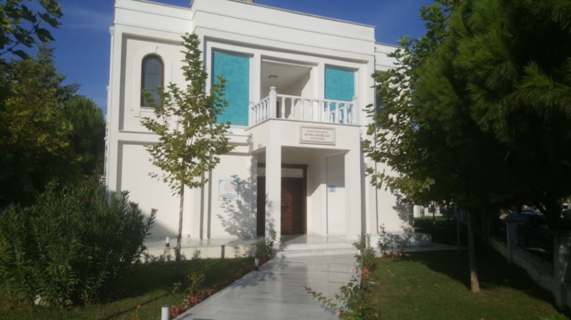 Sevim Habil Say Gençlik Merkezi Bilişim Teknolojileri Alanı Kursları
